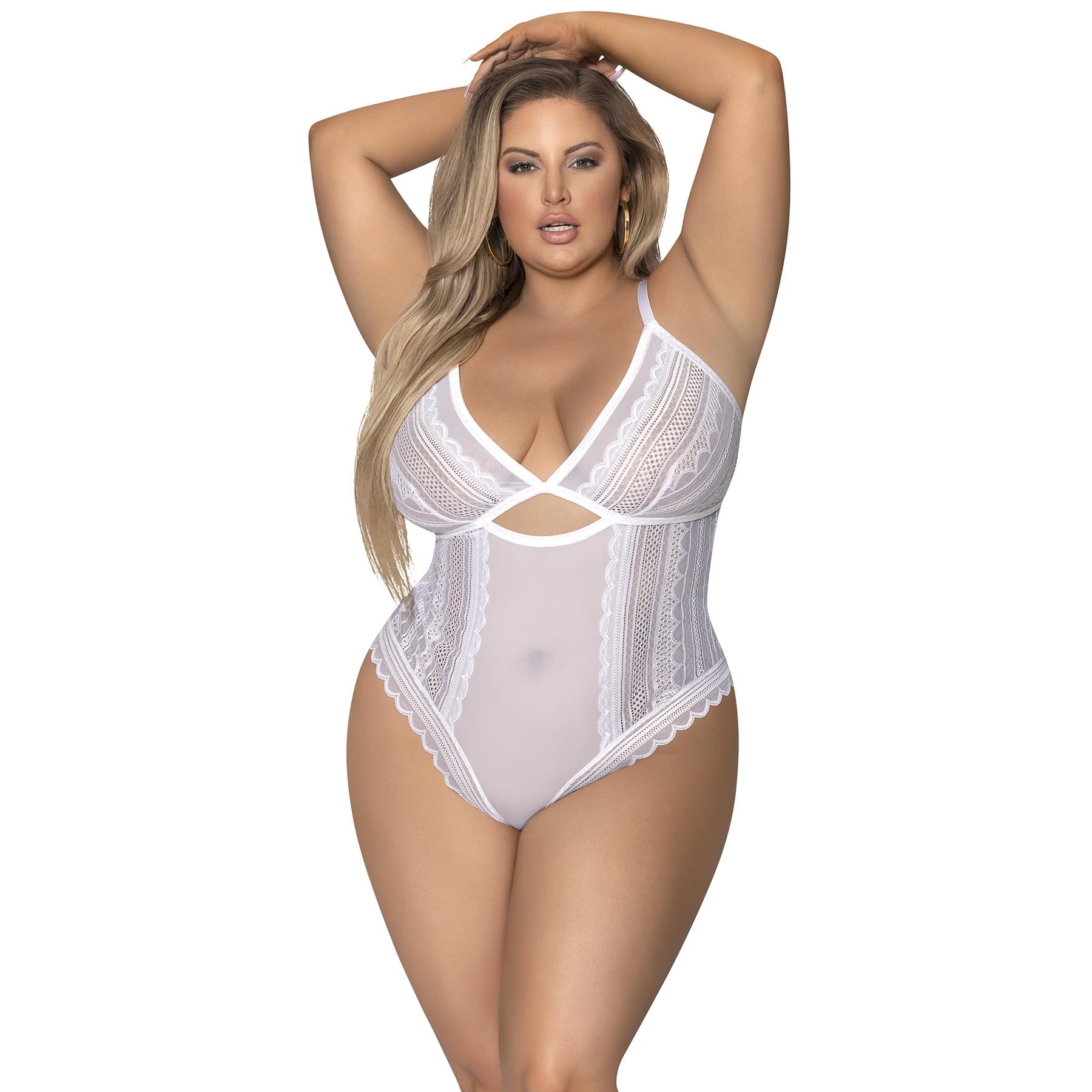 Modern Romance Cheeky teddy q/s front
