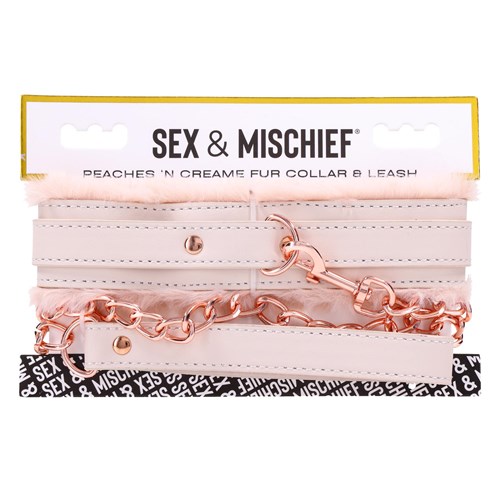Peaches 'N Creame Fur Collar and Leash in package