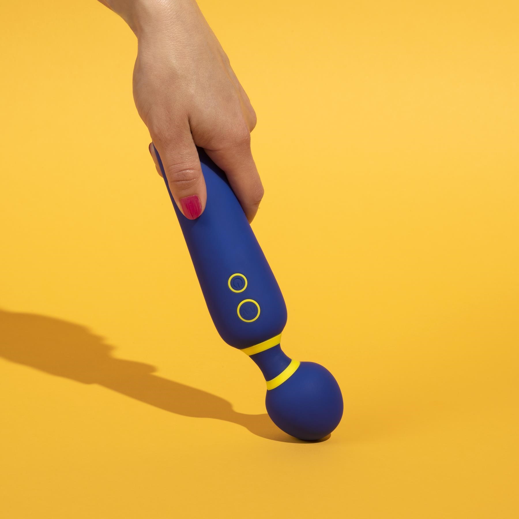 ROMP FLIP WAND MASSAGER BY WE-VIBE showing flexible head