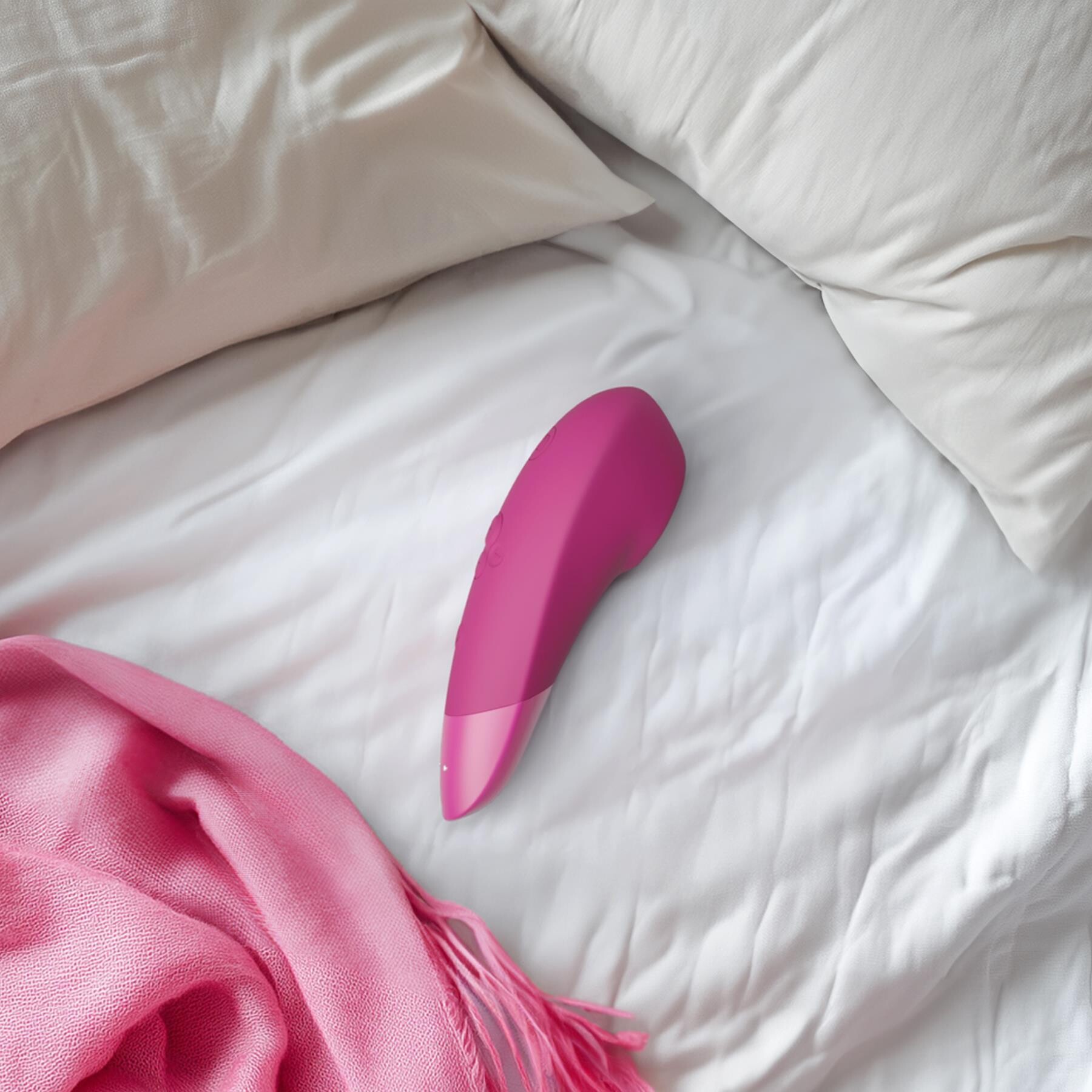 Womanizer Enhance Pleasure Air Clitoral Stimulator pink lifestyle view 3