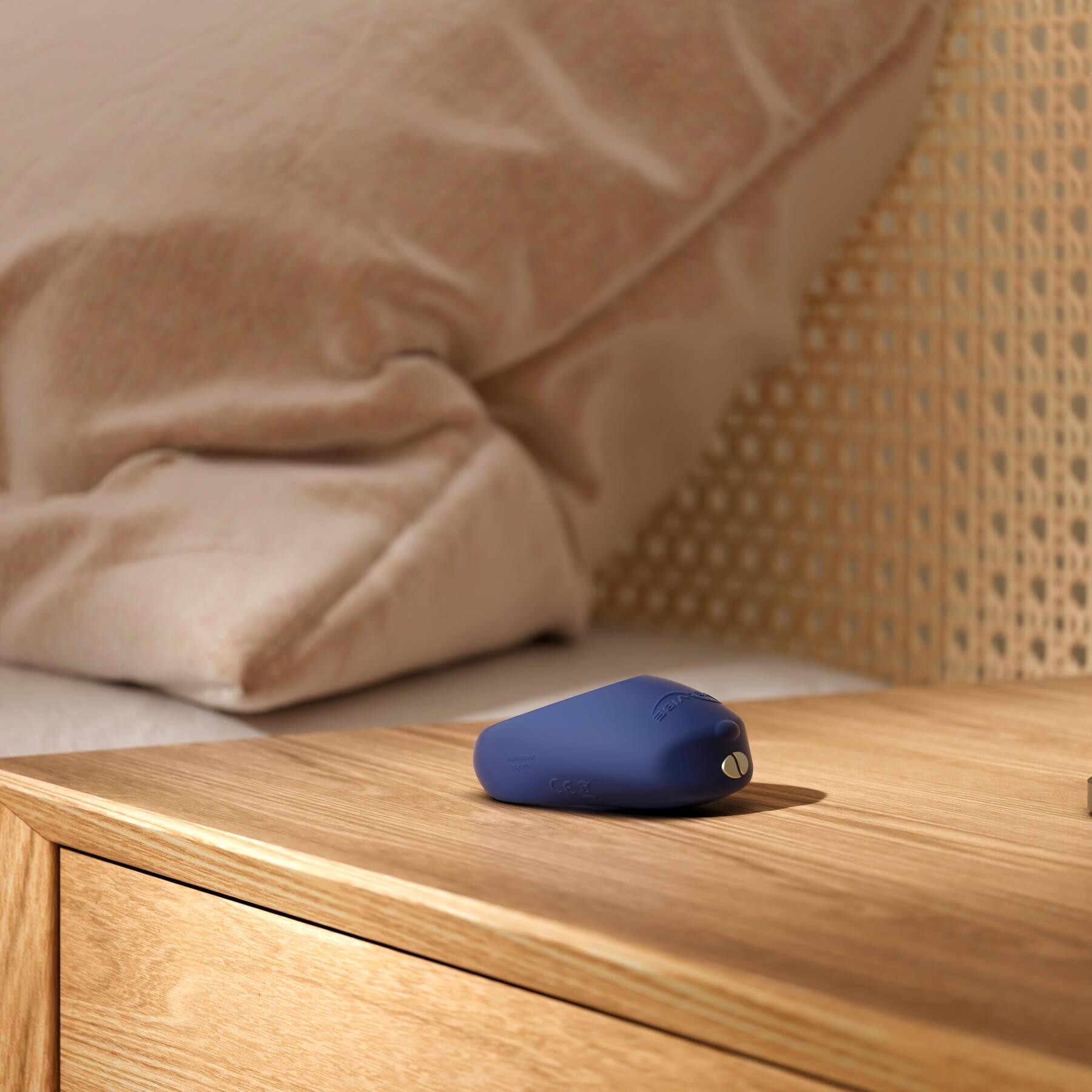 Pivot By We-Vibe Vibrating Ring  lifestyle shot 1