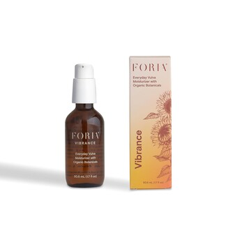 Everyday Hydrating Vulva Moisturizer with Organic Botanicals front