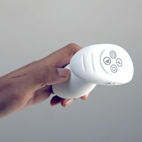 Illumination Plug showing bottom control buttons