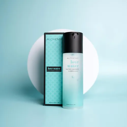 Love Water: Water-Based Personal Lubricant glam 5