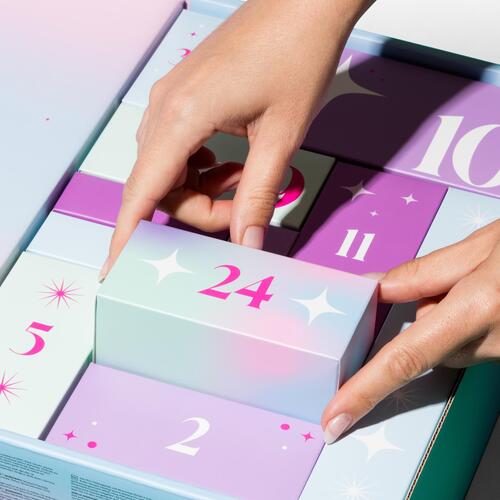 Womanizer Enjoy Discovery 24 Piece Advent Calendar view 3